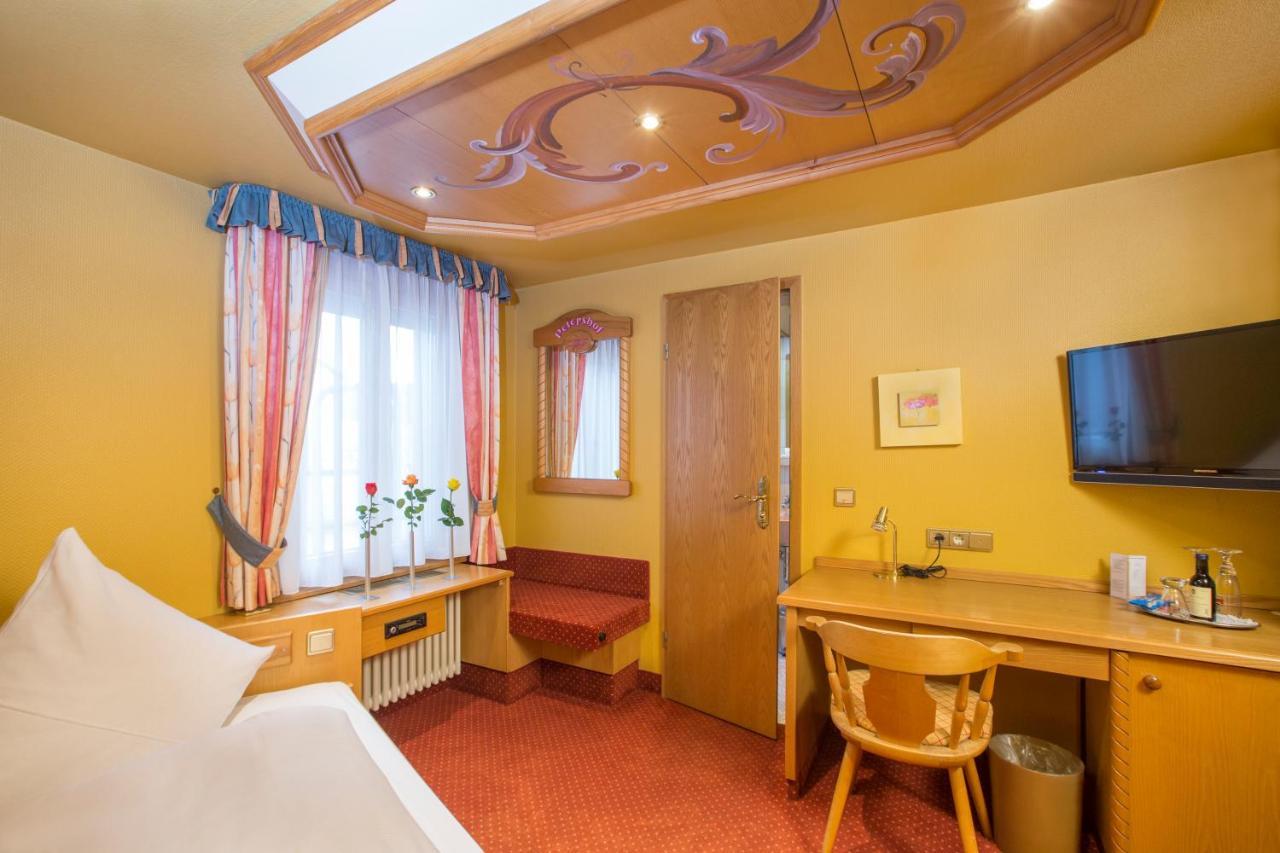 Hotel Petershof Констанц Екстериор снимка