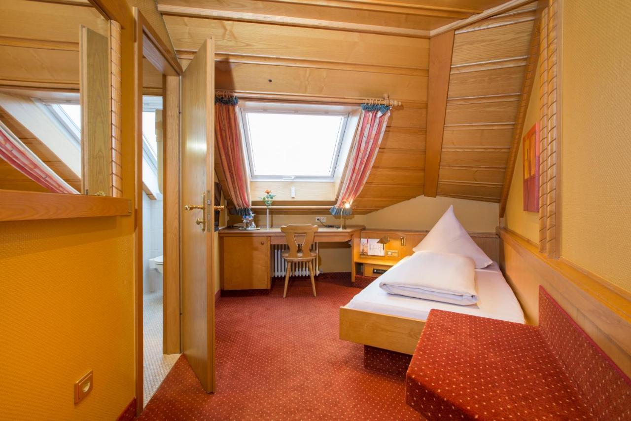 Hotel Petershof Констанц Екстериор снимка